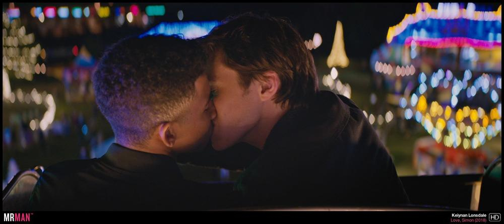 See Pics of Love, Simon Star Keiynan Lonsdale Vacationing with this Hot Model