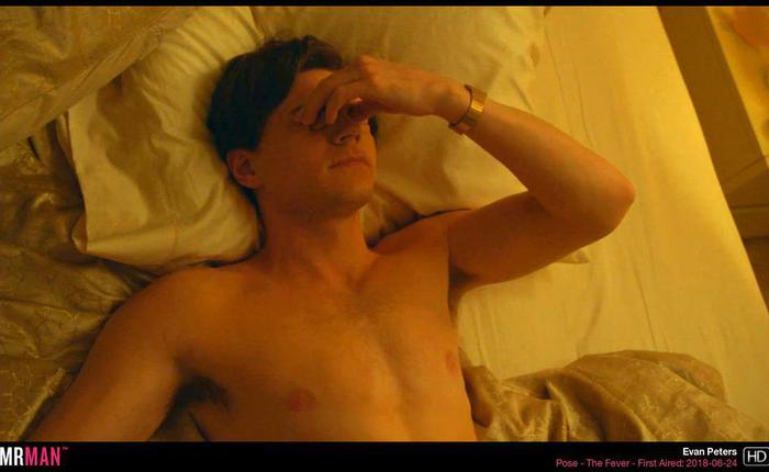 So Apparently Evan Peters Shows His Cock A Lot on Set