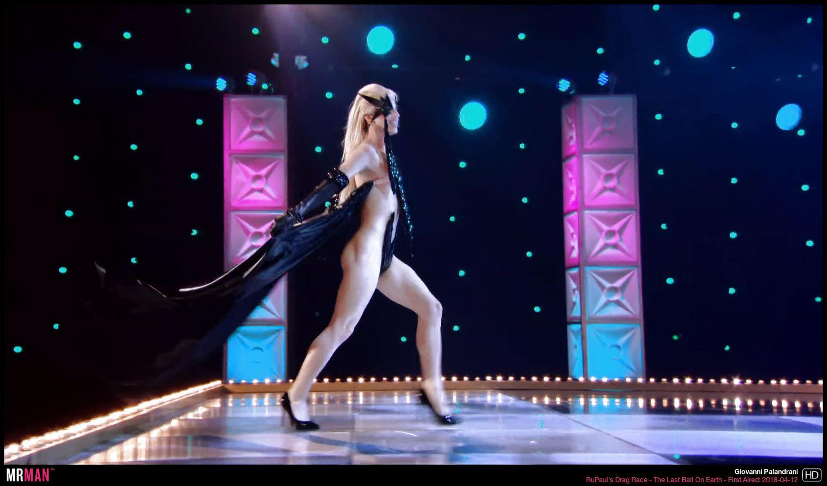 Aquaria Serves a Nude Look for Instagram