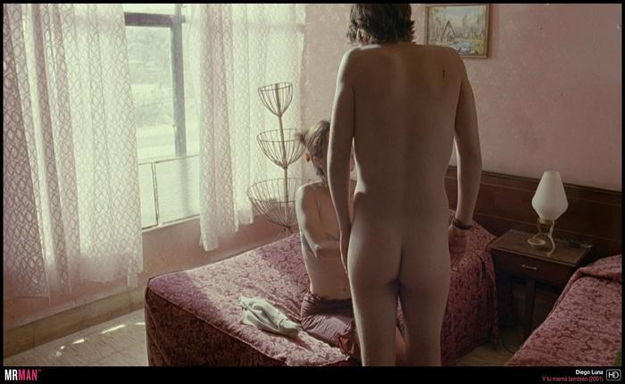 Y Tu Mamá También and More: Nude Dudes on Netflix 6.10.15