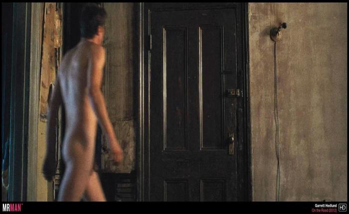 On the Road & More: Nude Dudes on Netflix 6.17.15