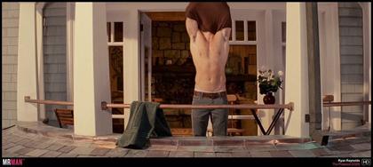 Ryan Reynolds taking off his shirt, yum