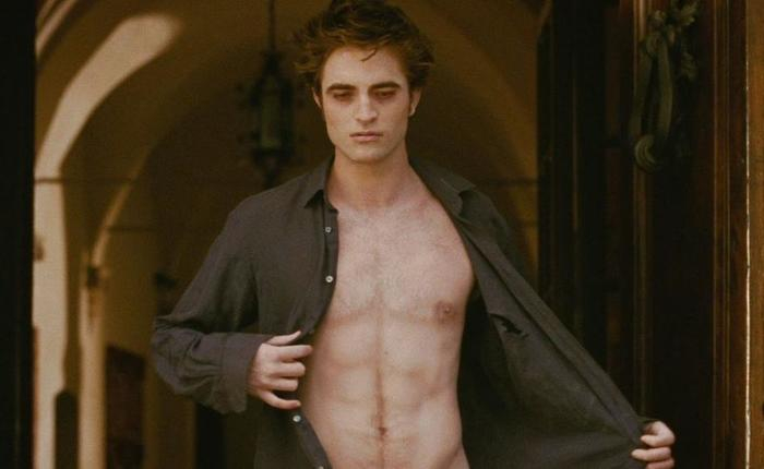 Nudity Report From TIFF Teases AMAZING Nudity, Including Masturbating Robert Pattinson