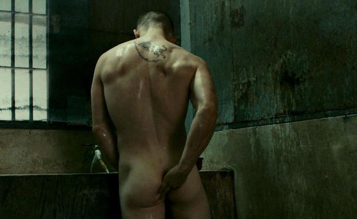 Twunk Who Cleaned His Butthole On Screen Is Back With More Nudity
