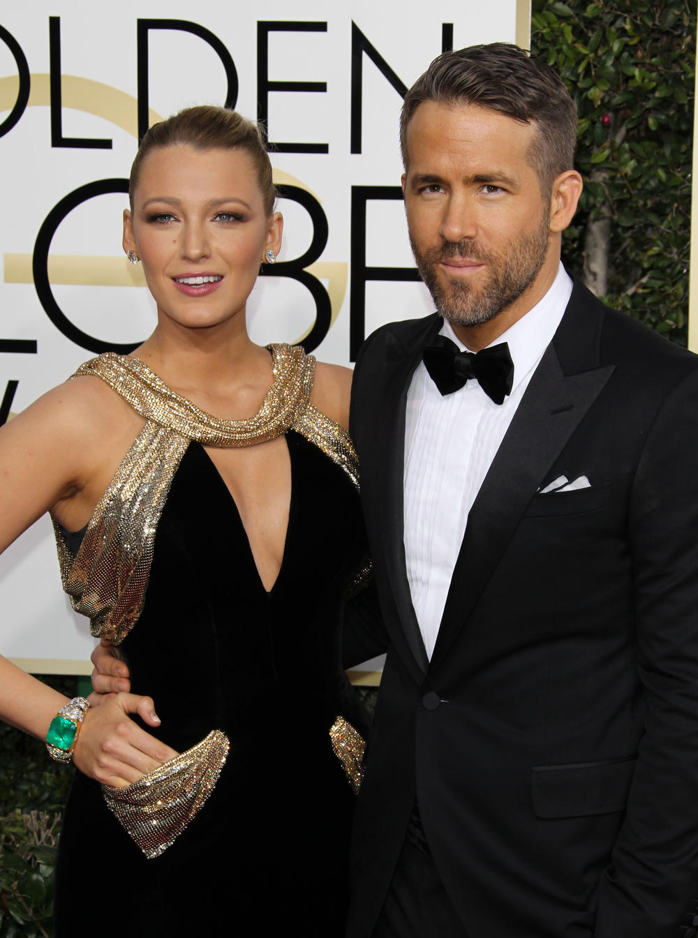 Let's Revisit Ryan Reynolds and Andrew Garfield Making Out at the Golden Globes