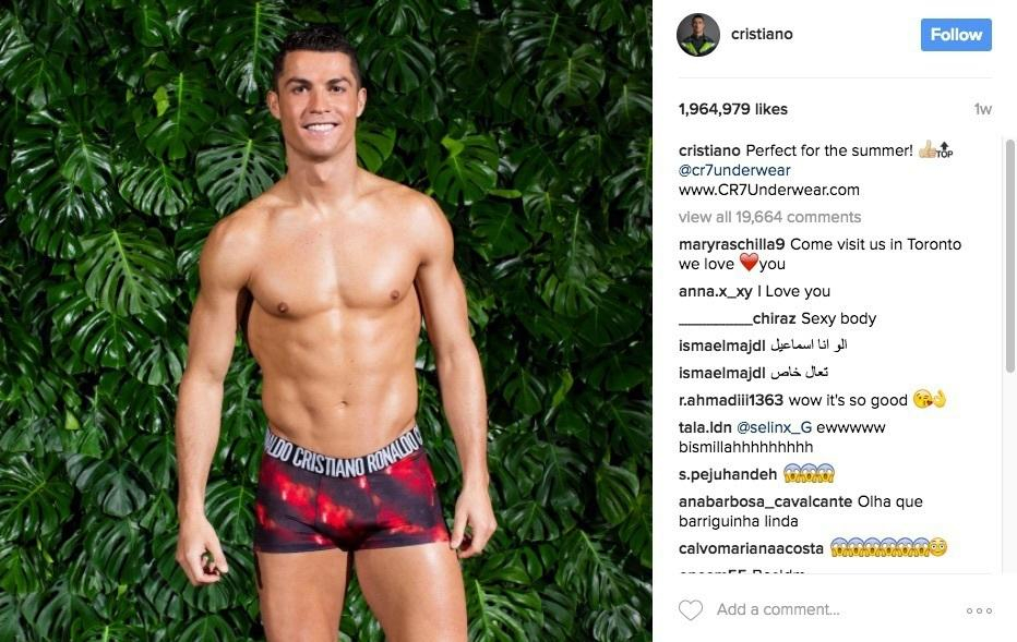 Oh My God, Y'all, This Cristiano Renaldo Statue Is Weird AF