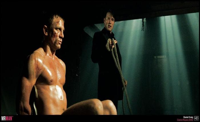 Daniel Craig Officially Announces the Inevitable: He'll Play Bond One. More. Time.