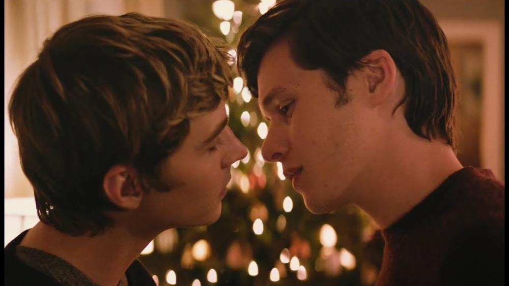 Nick Robinson, Star of 'Love, Simon' Looks Incredibly Sexy on Late Night With Seth Meyers