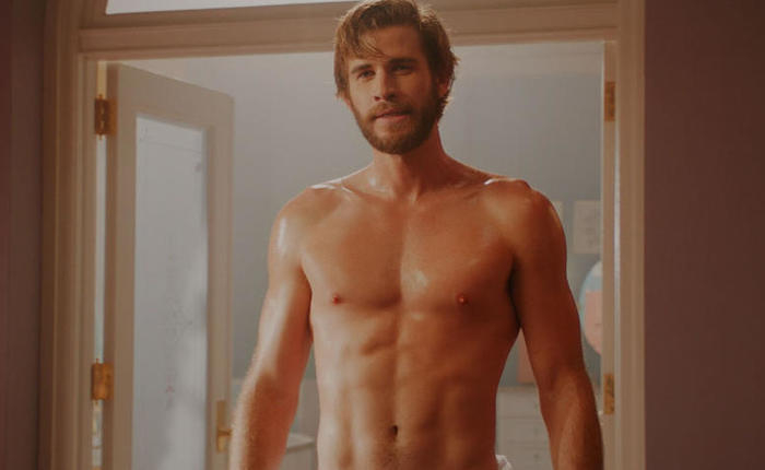 Battle Of The Bulge: Chris Hemsworth vs. Liam Hemsworth