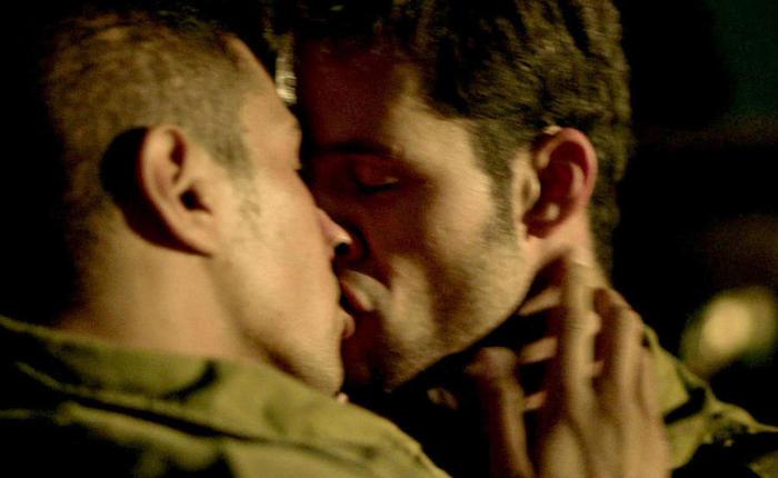 GIFs Of The Day: The Gay Israeli Circle Jerk In Snails In The Rain