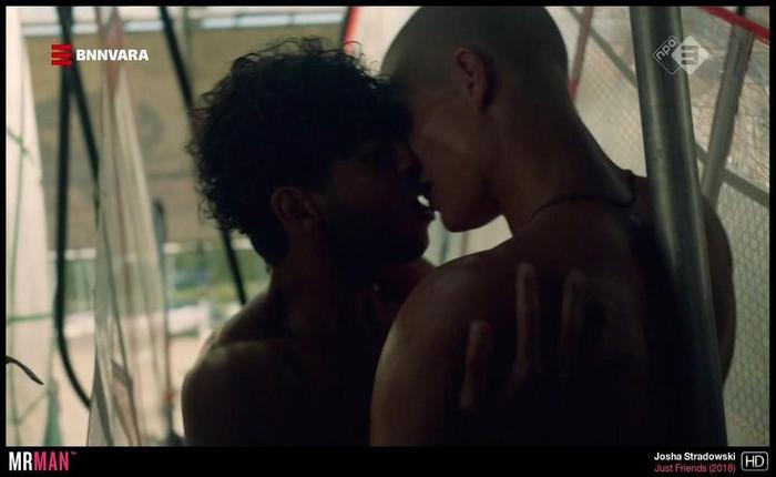 Foreign Film Friday: Just Friends 