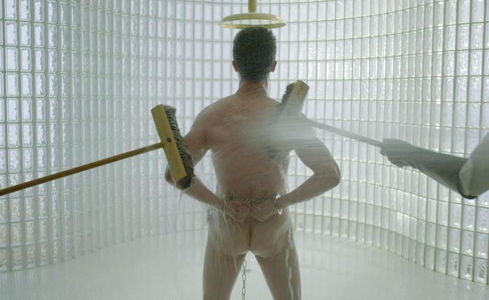 Finn Wittrock's Finest Nude Scenes So Far