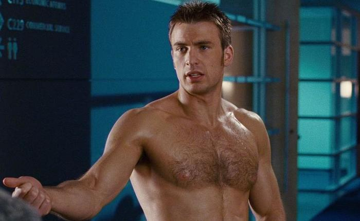 Shirtless Chris Evans Shows Off Ripped Tatted Bod At The Pool