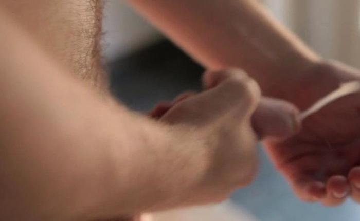 GIFs Of The Day: Yiannis Papadopoulos Eating His Own Cum On Camera