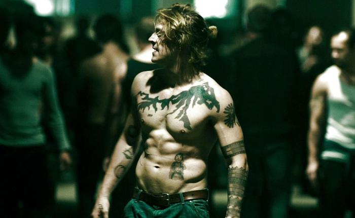 #TBT: Brace Yourself for Luke Bracey’s Butt