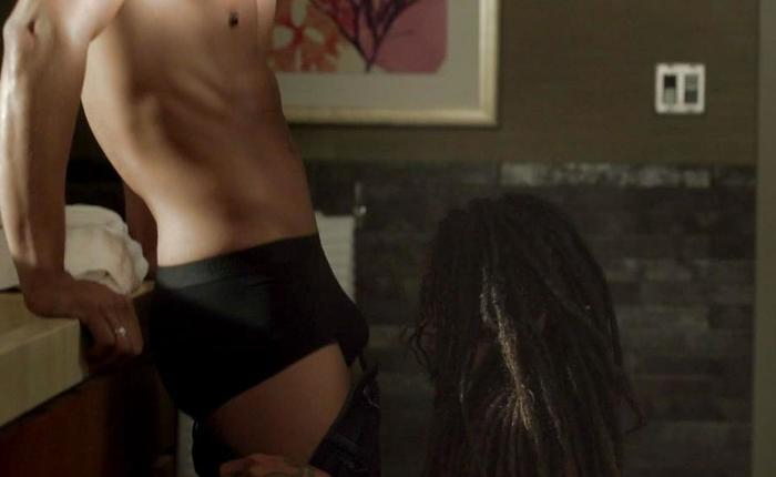 Um, The Model Hot Dad From The Undoing Has A Nude Gay Scene!