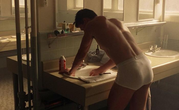 Not Just Tom Cruise Nude... We Have That Time A Man Stuck A Finger In Tom Cruise's Ass