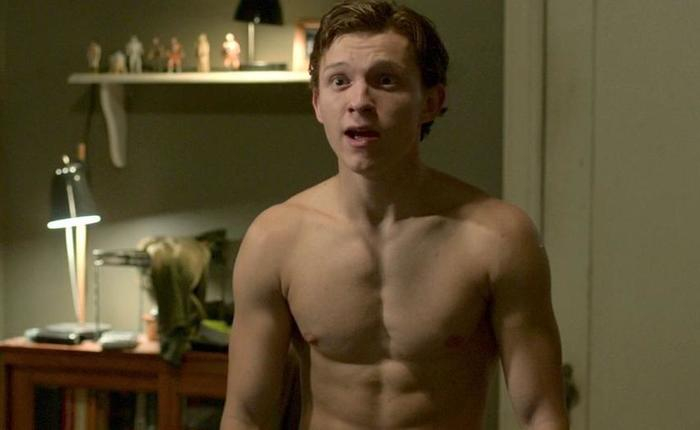 Uncut Cocks And Fat Butts: Ten Hottest Twunks In Hollywood!