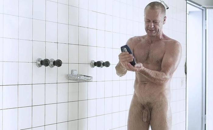 Hairy & Wet: 5 Hot Hairy Guys in the Shower