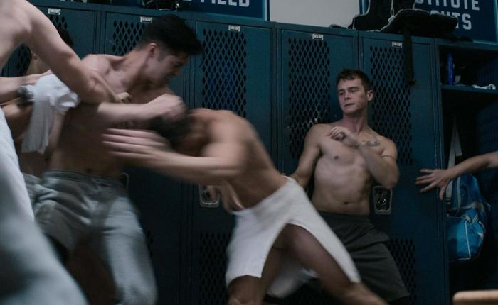 Gay Hottie Brandon Flynn Looks Insanely Gorgeous In Italy