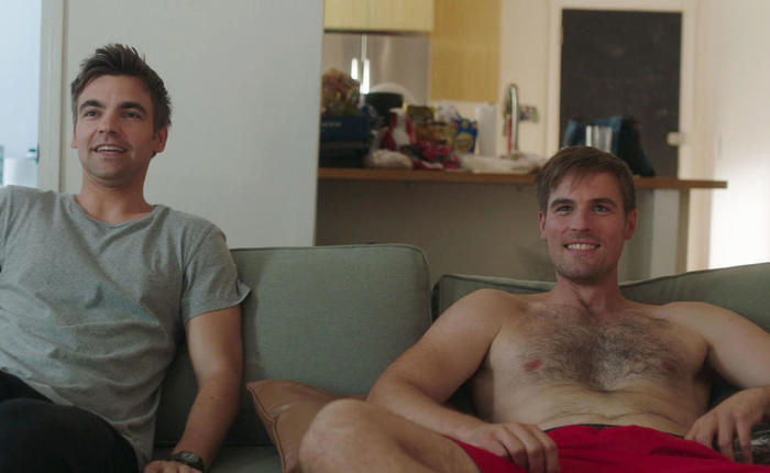 Ya... 'The Other Two' Has Some Surprisingly Hot Gay Scenes