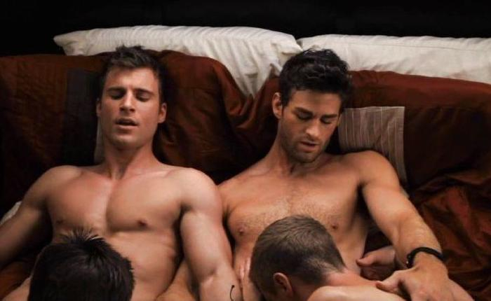 Chris Salvatore Poses Naked And Shows His Penis In New Spread
