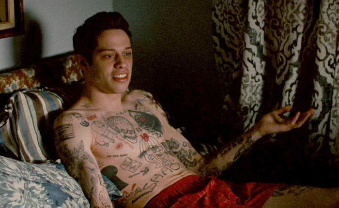 10 Celebs We Want to See Nude in 2022