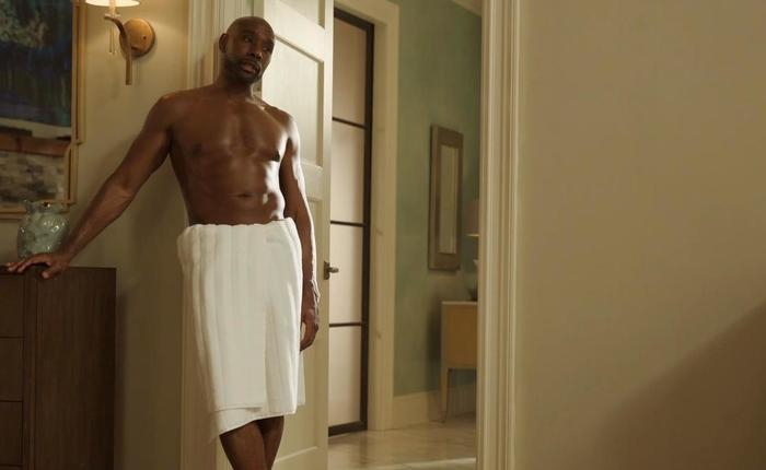 TV Nudity Report: Euphoria, Resident Alien, The Oval, Our Kind of People 2.1.22