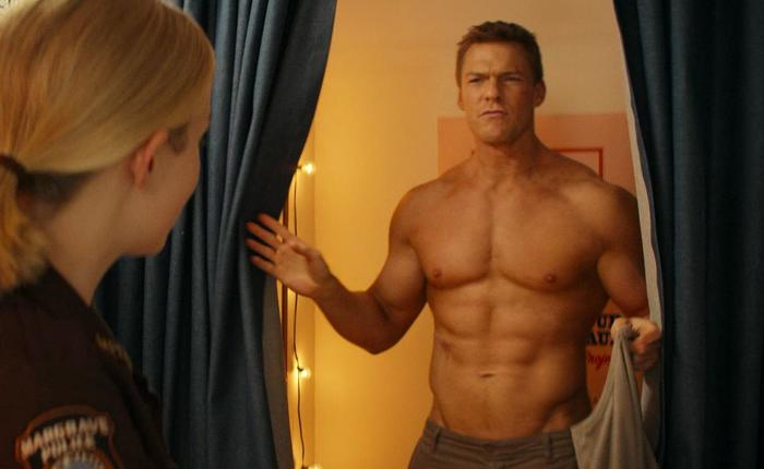 These are the 5 Hottest Guys on TV Right Now 
