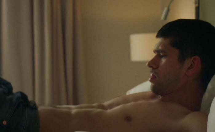 Ben Whishaw's New Gay Sex Scene: The Doctor Is In...side You