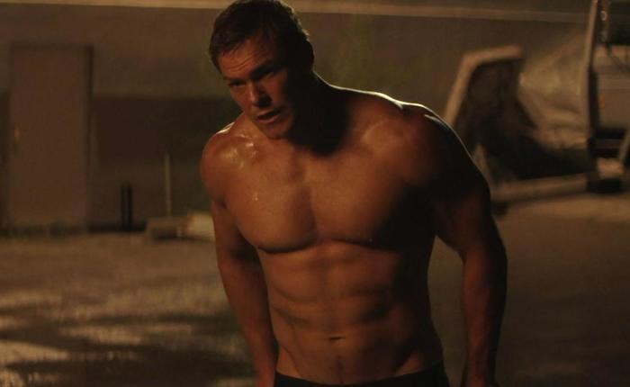 GIFs Of Alan Ritchson Nude, Naked, Nekked, And Everything In Between