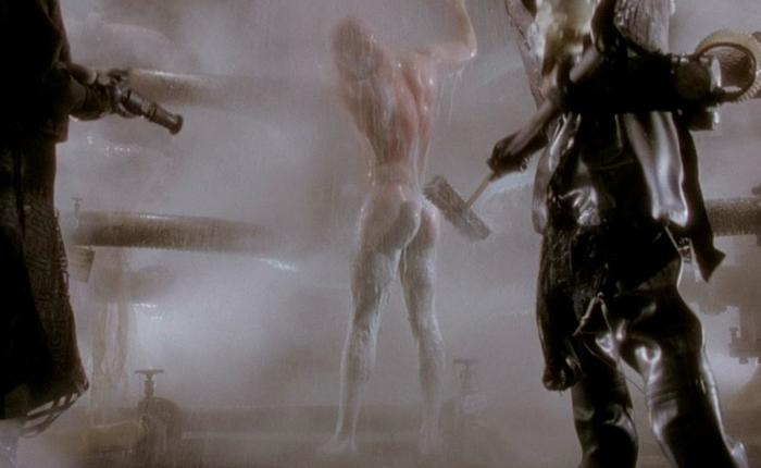 Bruce Willis is Retiring, So Here Are His Best Nude Scenes