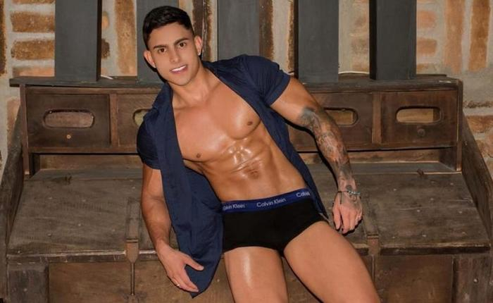 Celebrating Pride Month With Gay Celebs and Hot Cam Guys on Flirt4Free