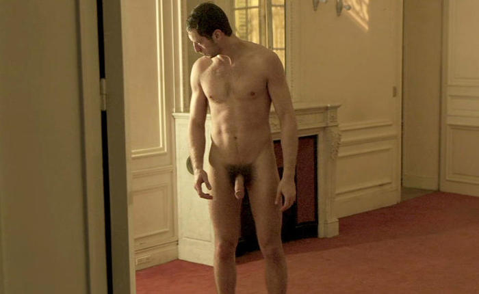 How To See 64 Celebrity Penis GIFs For Free