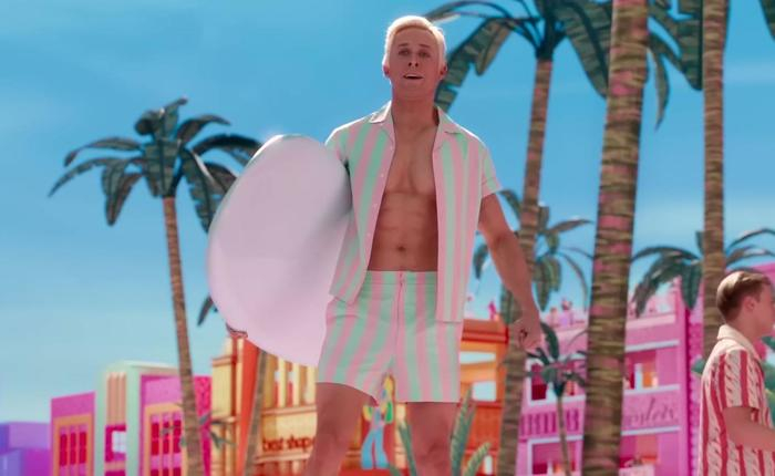 GIFs Of Ryan Gosling Shirtless And Naked On His Birthday! Barbie Shirtless Scene, Nude Shower Scene