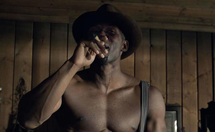 'Mike' Star Trevante Rhodes' Knockout Bod