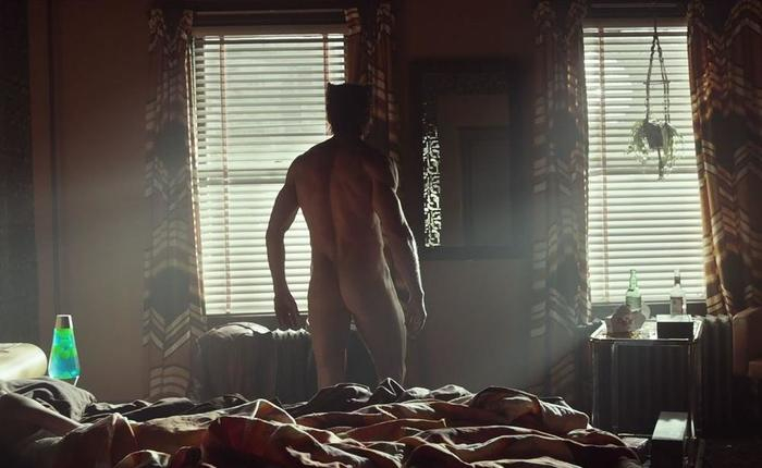 Naked Face Off: Ryan Reynolds vs. Hugh Jackman