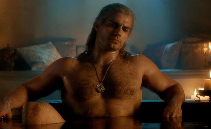 Naked Face Off: Liam Hemsworth vs. Henry Cavill