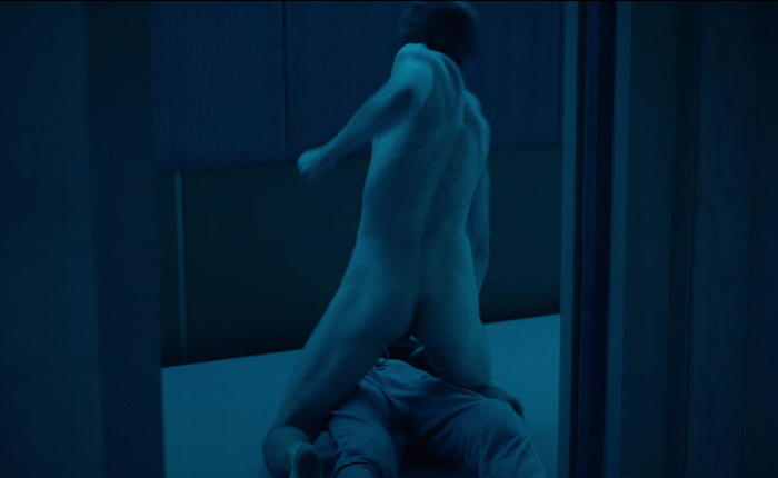 Take a Look at Ewan Mitchell’s Dick