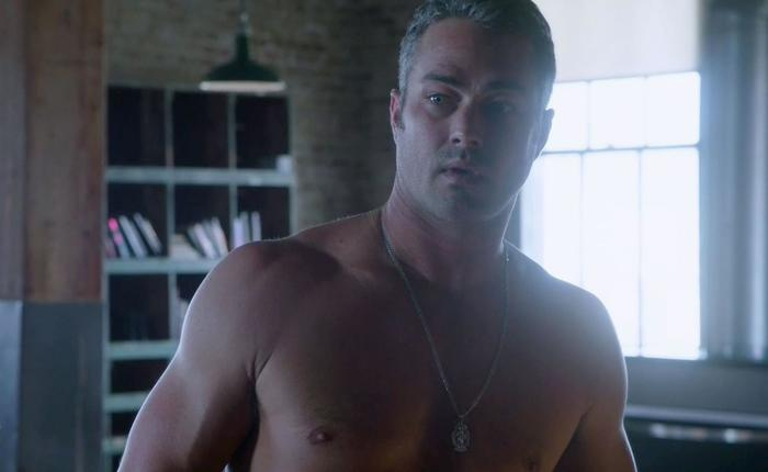Taylor Kinney’s Sexiest Moments From ‘Chicago Fire’