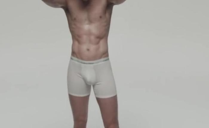 Hey, The New Picture Of Shawn Mendes' Back Muscles Just Dropped