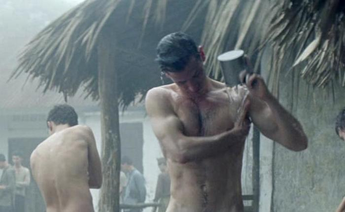April Showers: Nine Celeb Shower Scenes With Cock, And One With Manu Rios