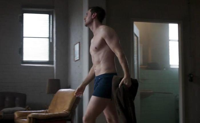 Obsession Actor Richard Armitage Is Queer, Reveals He's Living With A Man