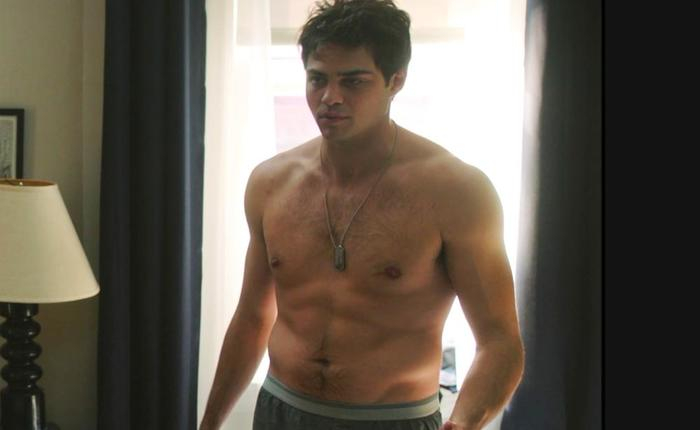 Noah Centineo’s Hottest Scenes and Cam Guys Stroking Cock on Flirt4Free
