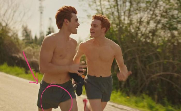 J.K. Apa Takes A Naked Shower With His High School Rival In Latest Riverdale
