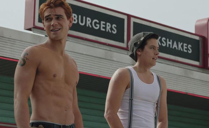  Riverdale Ends With Archie And Jughead Having Gay Sex With Each Other