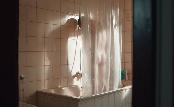 Barry Keoghan Gives a Penis-Forward Performance in Saltburn