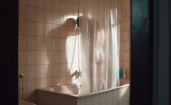 Barry Keoghan Gives a Penis-Forward Performance in Saltburn