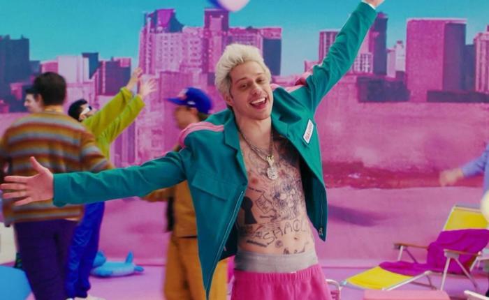 Big Dick Double Standard?! Pete Davidson Talks About His BDE