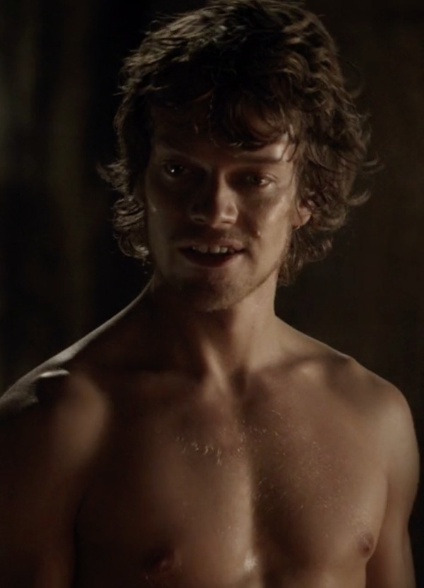 Alfie Allen Nude Scenes 29127